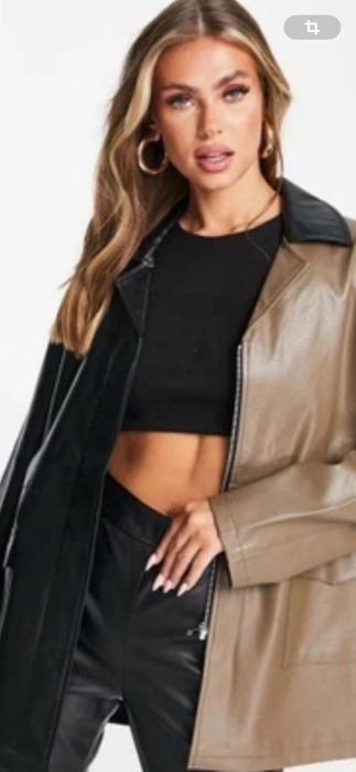 Двоколірна жіноча куртка з еко шкіри