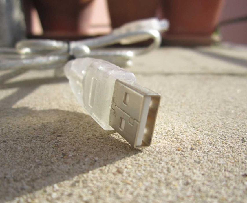 Cabo transparente prateado USB 2.0 Tipo A / Tipo B 0,87 m