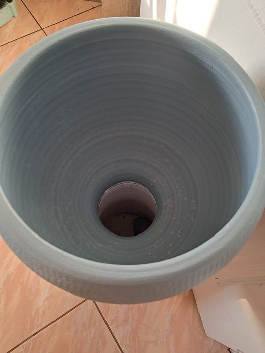 Wysoka donica ceramiczna ogrodowa tarasowa Kielich Monumo