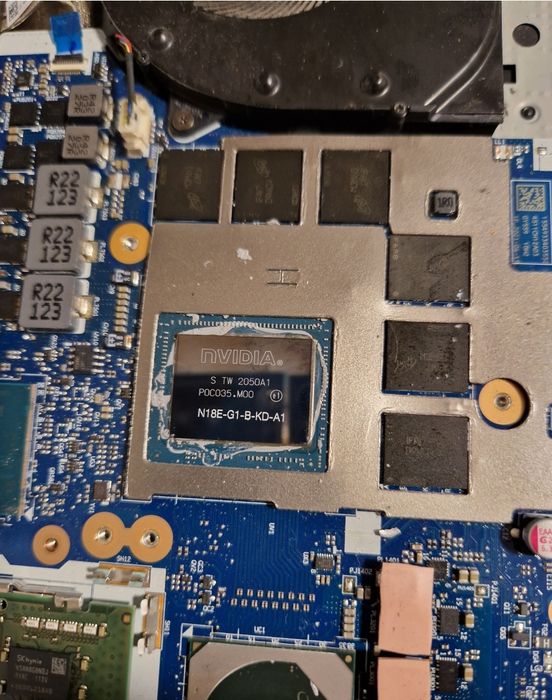 Lenovo legion 5 15imh05h неробочий