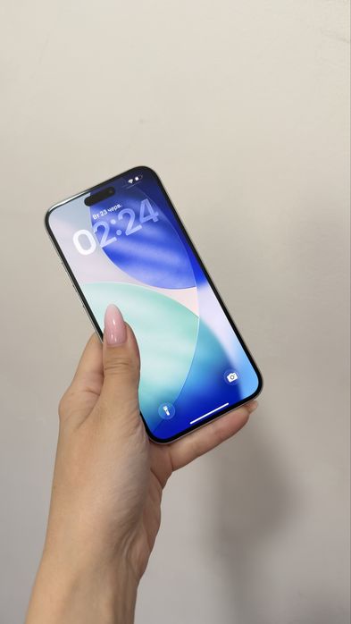 Б/У Apple iPhone 15 Plus 256
