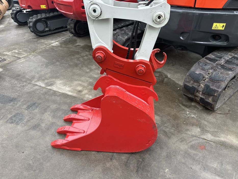 Mini giratória TAKEUCHI TB 290