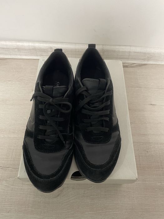 Кросіаки жіночі geox d bulmya чорні 38 розмір