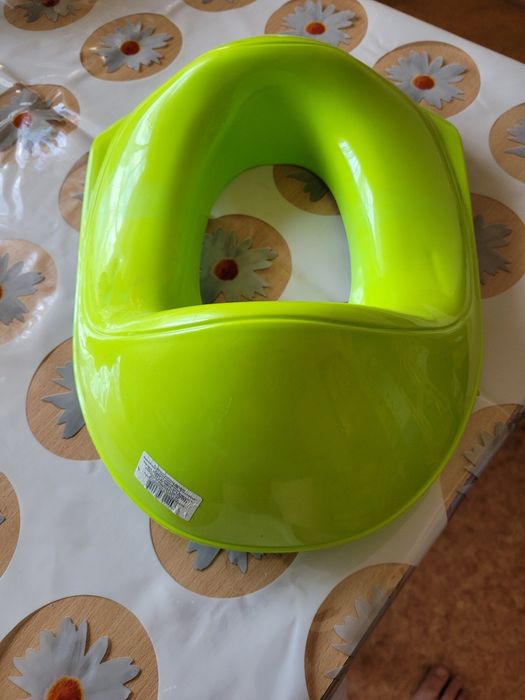 Сиденье для ребёнка на унитаз