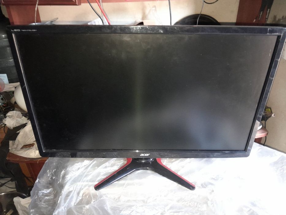 Монітор 22 дюйми
