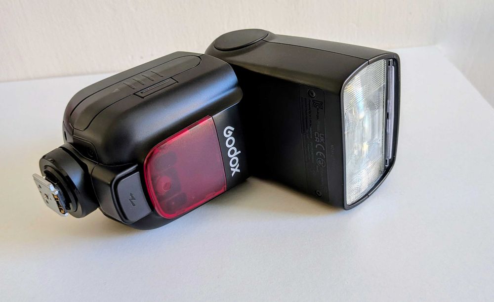 Sony a7cR + Duas Objetivas e Acessórios