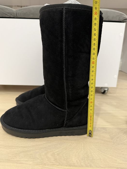 Зимові чоботи UGG