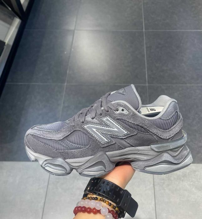 oryginalny Buty New Balance 9060 ciemnoszary R.38