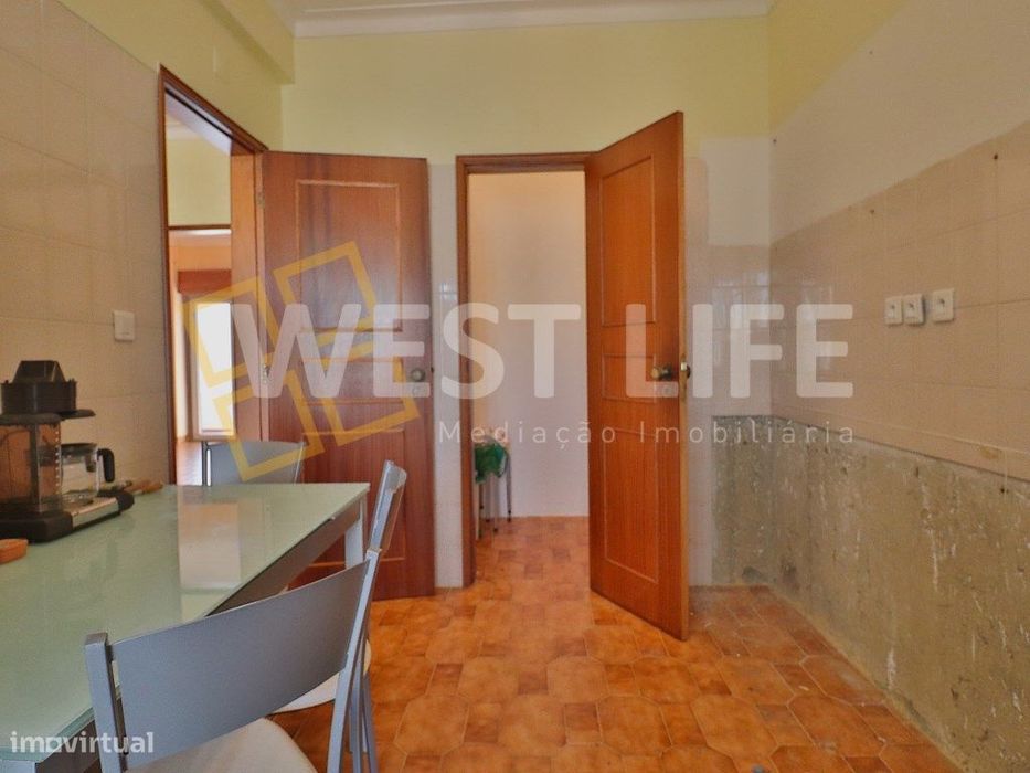 Apartamento T2 Totalmente Remodelado com VISTA MAR - a apenas 3 min...