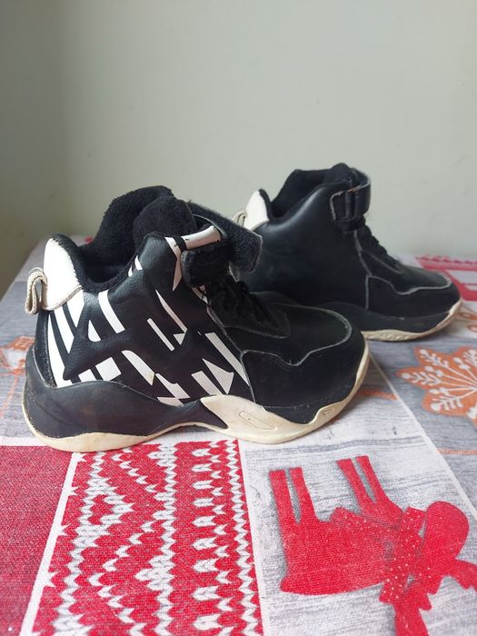 Зимние кроссовки