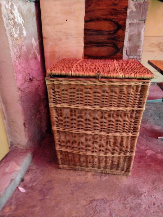 Kosz wiklinowy duży z uszami