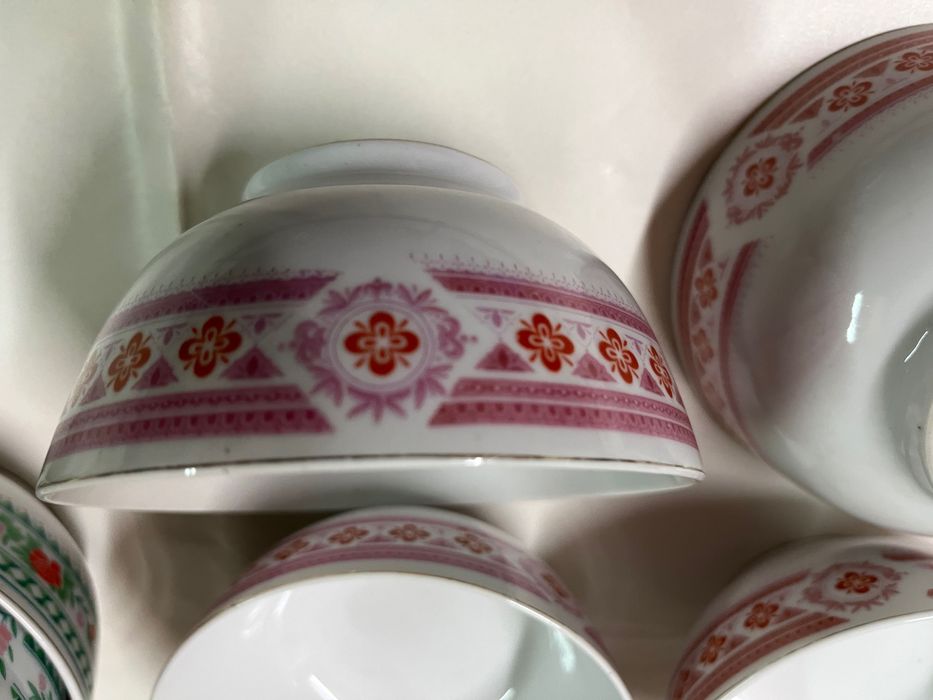 Tigelas Limoges e chinesas