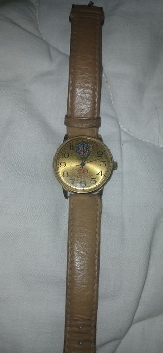 Часы наручные механические