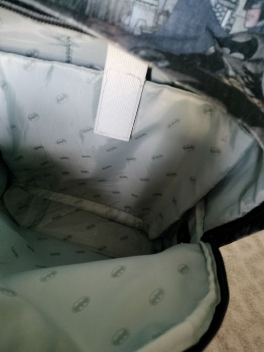 Mochila e porta-lápis Batman