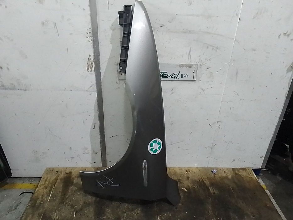 Guarda Lamas Esq Alfa Romeo 159 Sportwagon (939_)