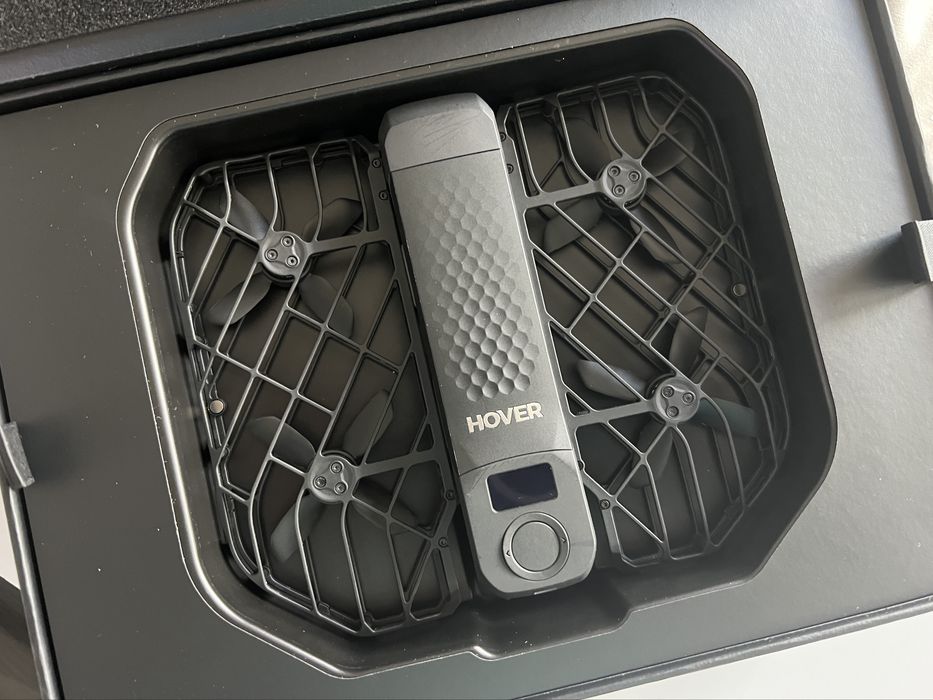 Hover Air X1 Pro plus Beacon i joysticki.