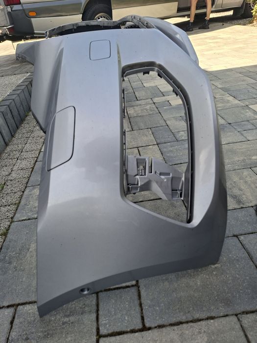 Audi a6 c8 zderzak przod przedni srebrny  lz7g