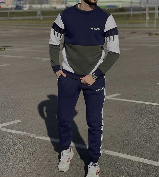 Весняний спортивний костюм Adidas на флісі. Світшот
