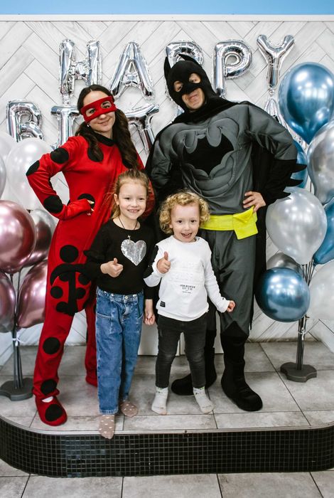 Аніматори 800 грн. Пес Патрон, зайчик, киця, Білий ведмідь 1000 грн.