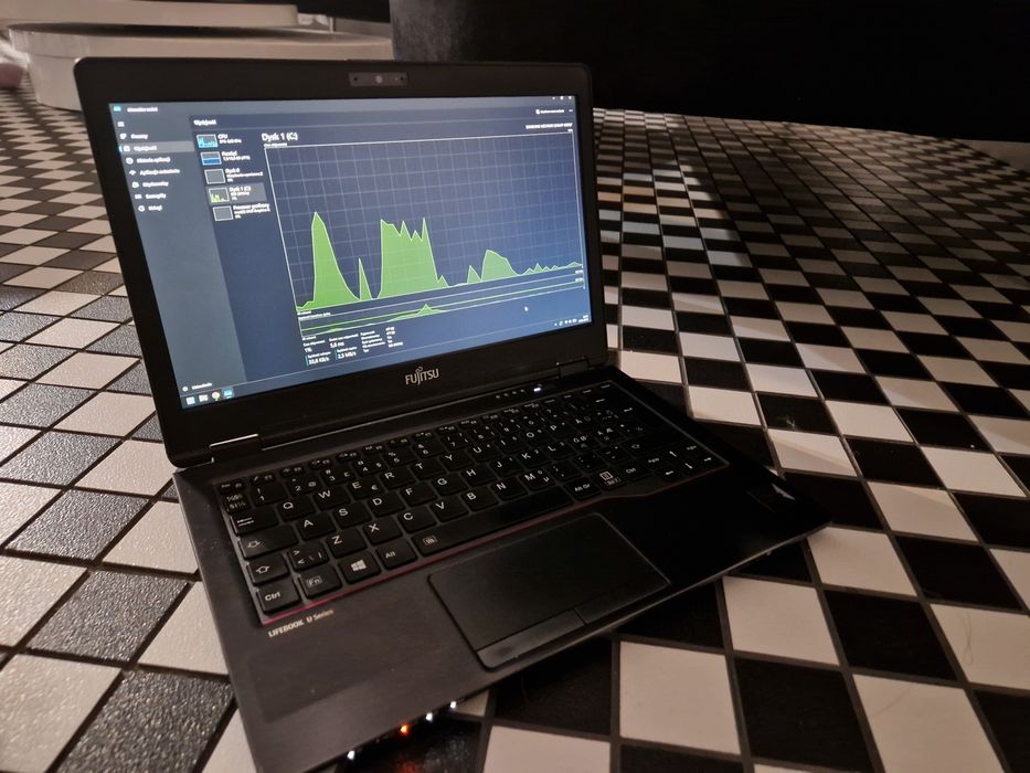 Laptop Fujitsu Siemens u728 i7 8th gen, WIN 11, 16GB RAM, 480 GB SSD