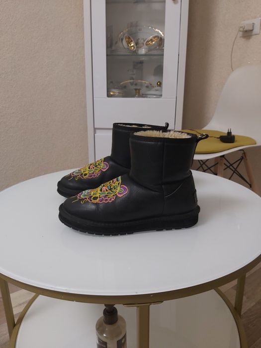 Уггі жіночі KENZO оригінал