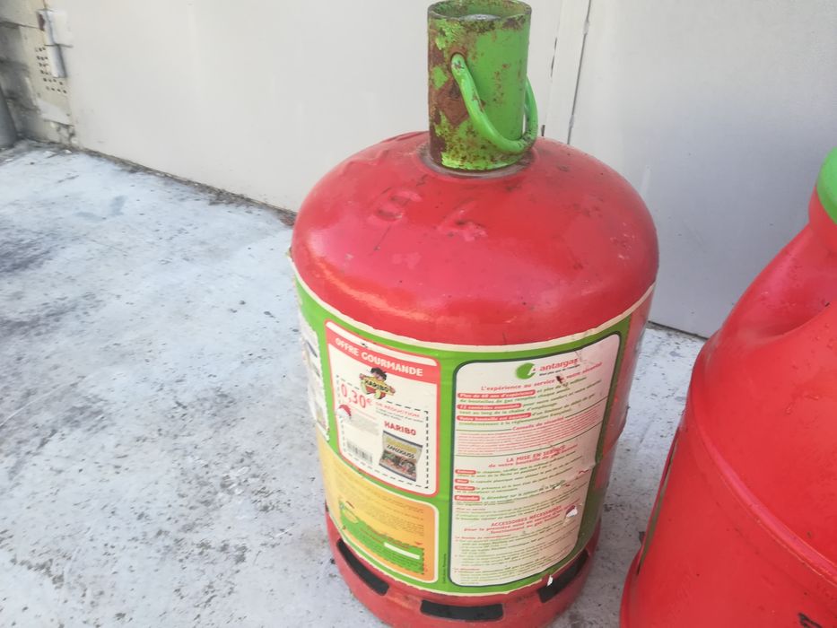 Газовые балони 27 литров и 12 литров