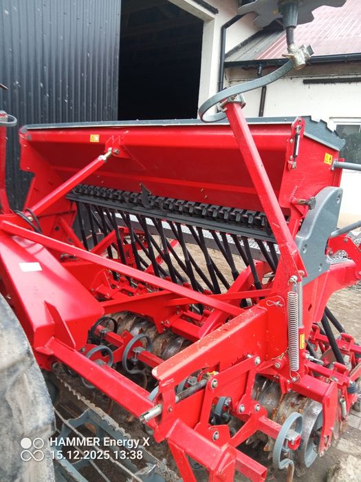 Siewnik nabudowany Unia Plus 400/3 D