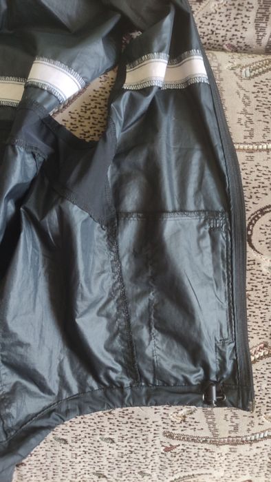 Жилетка для бігу Nike Running West безрукавка Найк