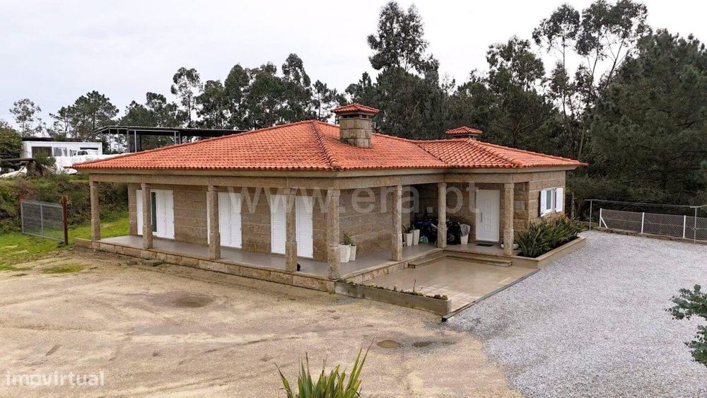 Moradia T3 / Marco de Canaveses, Vila Boa de Quires e Maureles