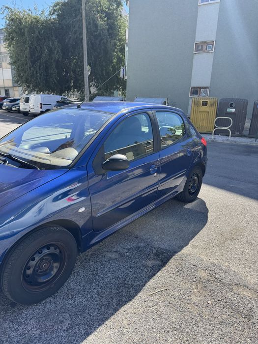 Peugeot 206 1.1i Gasolina | 2003 | Nacional | 5 Portas