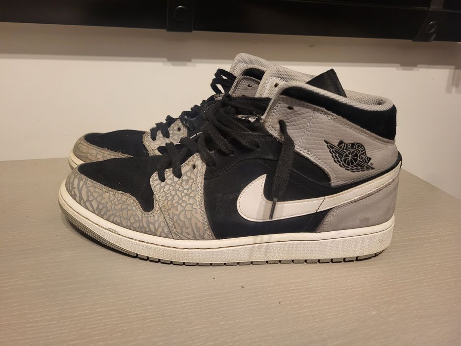 Air Jordan 1 mid SE Elephant