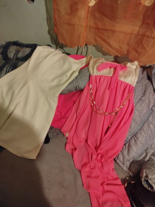 Oddam ciuchy damskie i chłopięce