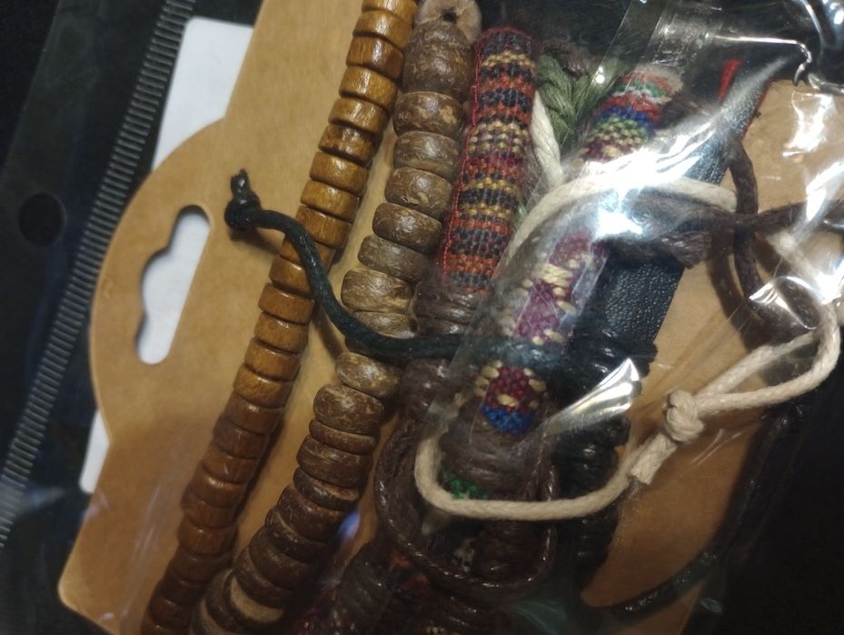 Sprzedam zestaw bransoletek 5 sztuk nowe