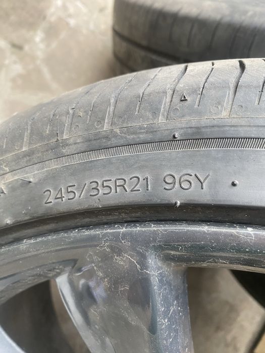 Диски r21 5*120 на Tesla S