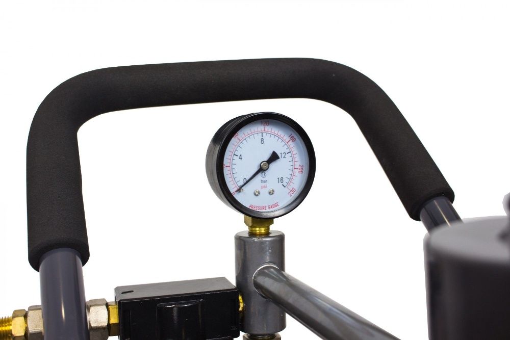 Máquina Decapar c/Jato de Areia 40 Lts Kroftools AP28