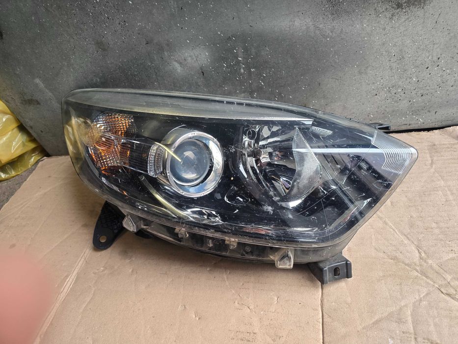 lampa przód Renault Captur 1 , Captur 1 lift