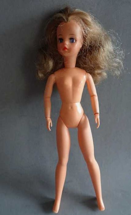 Antiga boneca Susi Estrela com roupa original
