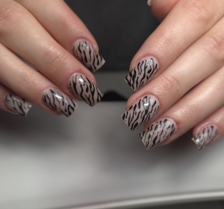 Manicure hybrydowy, żel na naturalnej płytce. Gorąca oferta, tylko 120zl.