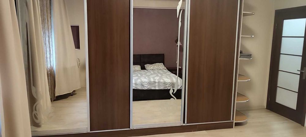 Окремий будинок в центрі(200м-пішохідна зона)з усіма зручностями