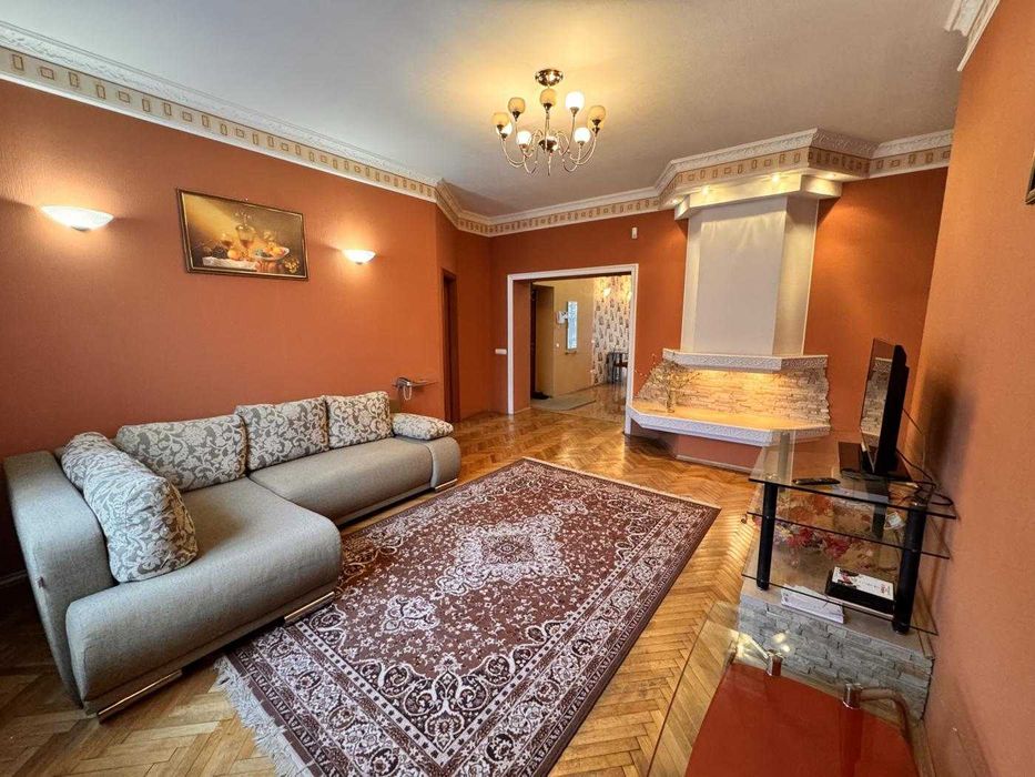 Оренда 4 кім. квартири в елітній частині міста. вул. Дорошенка - Львів