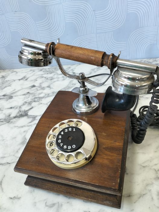 Telefon firmy R SAWA prl