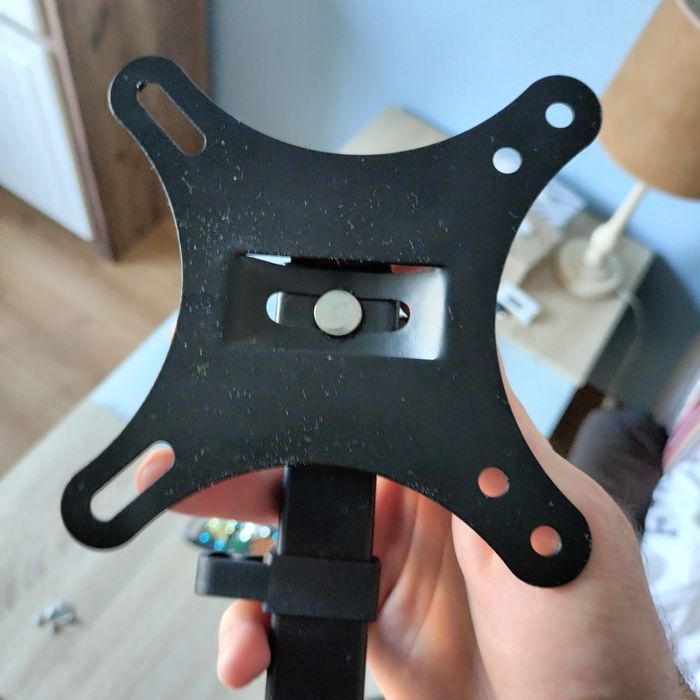 Uchwyt ścienny do TV