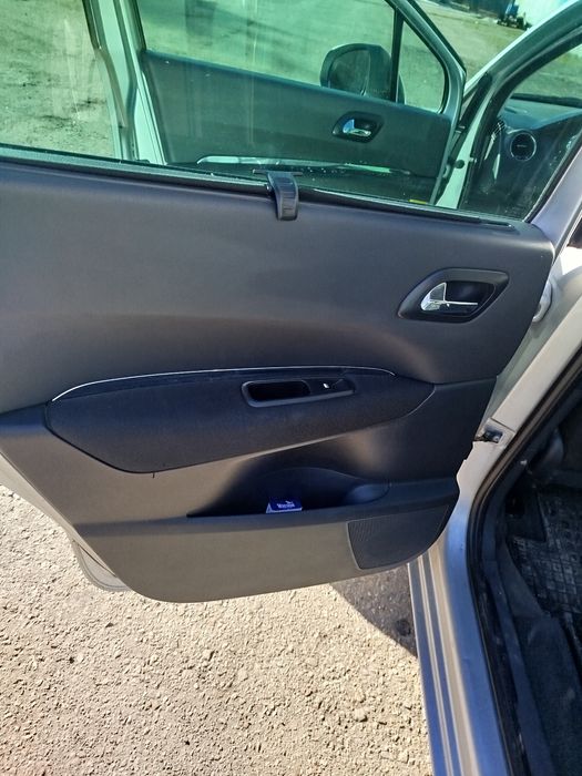 Продам свій автомобіль