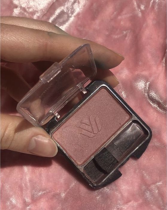 Рум’яна ruby rose темні