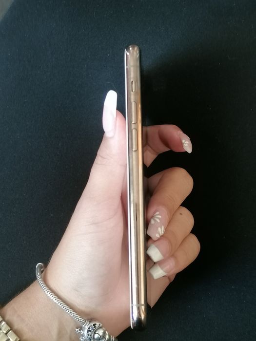 Iphone 11 Pro com Traseira Danificada