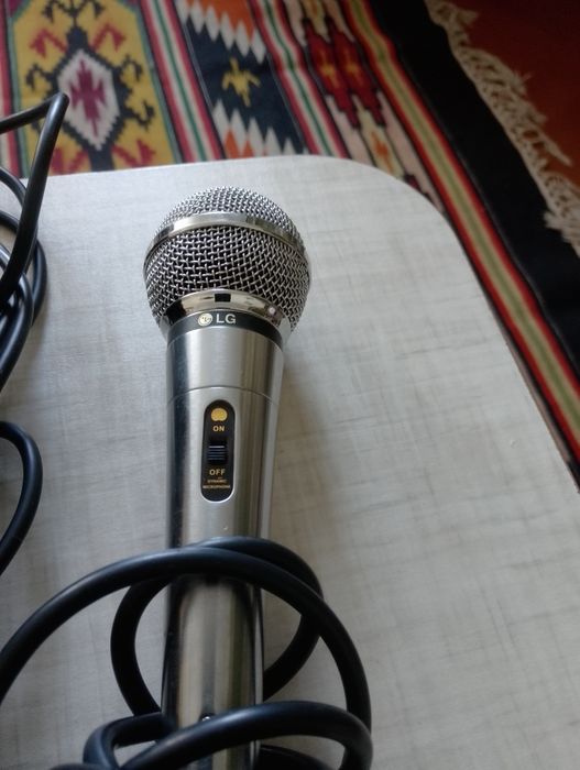 Микрофон LG, б/ у