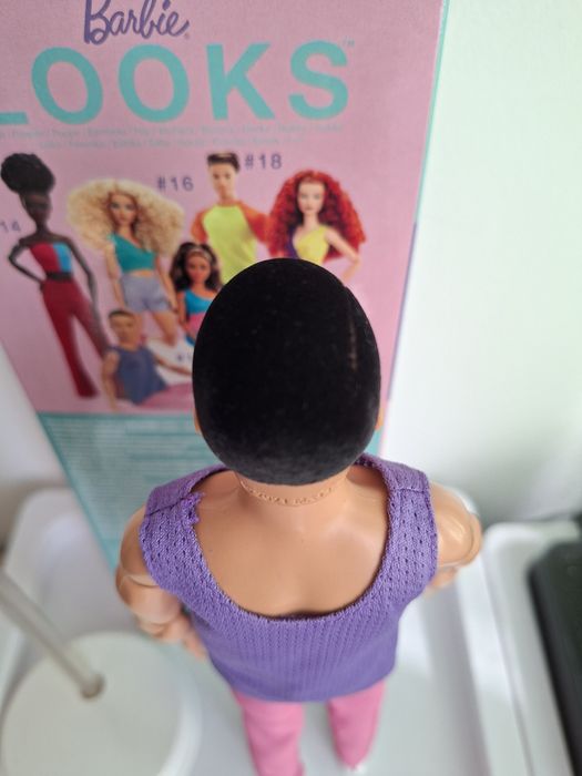 Lalka Ken Barbie Signature Looks #17