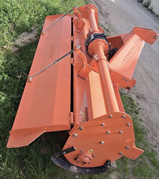 Fresa galucho 2,6m com 6 facas