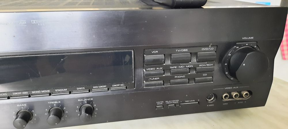 Amplifier Yamaha DSP-A592 + pilot - sprawny, klasyk kina domowego