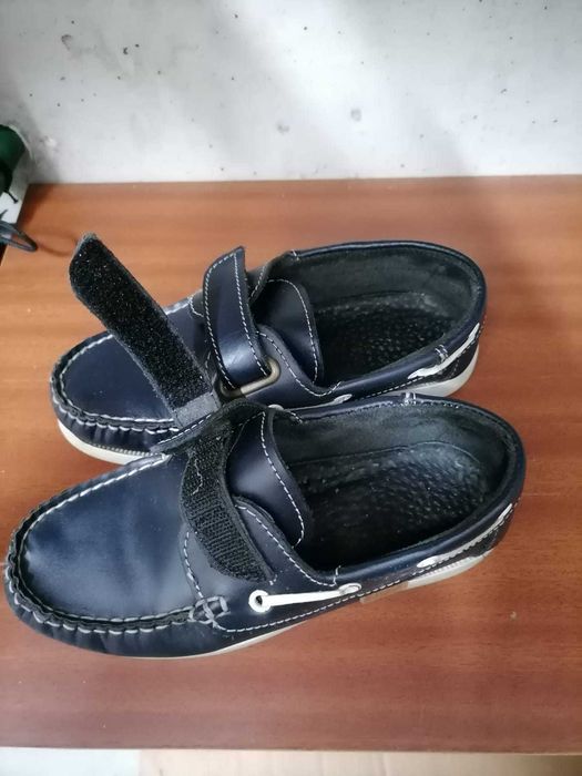 Sapatos de Criança Tamanho 30